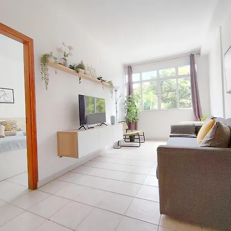G9 Flat By Wave Apartment